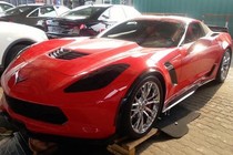 “Đập thùng" siêu xe cơ bắp Chevrolet Corvette Z06 tại VN