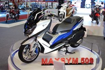 Có gì trên siêu xe tay ga Maxsym 500 của SYM tại VN