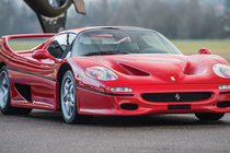 “Soi” hàng độc Ferrari F50 khiến các đại gia thèm khát