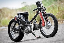 Honda Super Cub "phế thải" đời 1980 độ bobber siêu độc