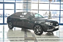 Hãng xe Nga “nhá hàng” limo hạng sang giá rẻ Lada Vesta