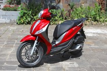 Cận cảnh Piaggio Medley S 150 mới giá 86 triệu tại VN