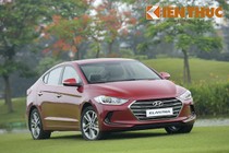 Hyundai “trình làng” Elantra 2016 giá từ 615 triệu tại VN