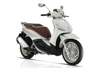 Piaggio trình làng xe tay ga động cơ "sạch" Beverly 2016