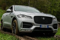 SUV hạng sang Jaguar F-Pace sắp “đấu” BMW X3 tại VN