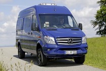 “Ngôi nhà di động” xuyên lục địa Mercedes-Benz Sprinter