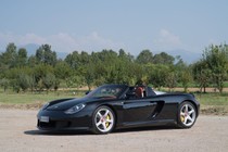 Nhìn lại “siêu phẩm” Porsche Carrera GT giá triệu đô