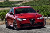 “Chốt giá” 858 triệu, Alfa Romeo Giulia có gì để đấu BMW?