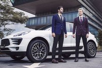 Mẫu Tây “sang chảnh” bên Porsche Macan tiền tỷ tại VN