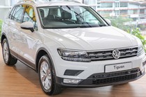 Volkswagen Tiguan “đấu” Mazda CX-5 chốt giá 763 triệu