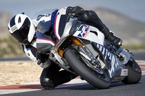 Ngắm siêu môtô BMW HP4 Race “khủng” nhất Thế giới