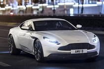 Siêu xe Aston Martin DB11 máy Mercedes “giá rẻ” 4,52 tỷ