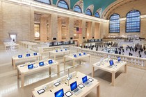 Nhân viên Apple Store: Chúng tôi bị đối xử như súc vật