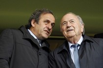 Blatter và Platini bị cấm hoạt động bóng đá 8 năm