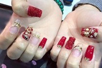 Chị em háo hức khoe nail sang chảnh đón Tết, 500 anh em méo mặt