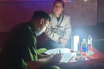 Lâm Đồng: Vi phạm nồng độ cồn, tông thẳng xe vào Trung tá CSGT