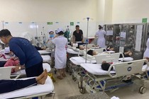 Đắk Lắk: Nghi bị ngộ độc trà sữa, 17 học sinh nhập viện cấp cứu