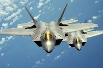 F-22 Mỹ “suýt” bắn hạ Su-24 Syria