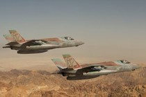 Tàng hình F-35 Israel “dính” tên lửa S-200 lỗi thời của Syria?