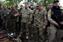 Tổng thống Ukraine tới Slavyansk: sẵn sàng đối thoại với miền đông