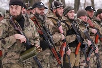 Soi lực lượng Chechnya chiến đấu ở đông Ukraine