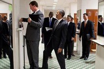 Những câu nói và khoảnh khắc khiến Tổng thống Obama trở nên “đặc biệt“