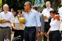 Nhìn lại chuyến công du sang Lào của Tổng thống Obama