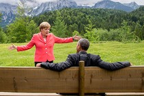 Liệu có ngày bà Merkel và ông Trump thân thiết được như thế này?