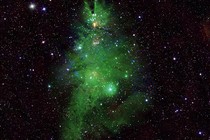 NASA phát hiện "cây thông Noel" lấp lánh trong Dải Ngân hà