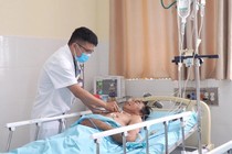 Ăn cá nóc, 3 ngư dân ở Quảng Nam nguy kịch
