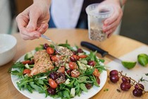 Bí quyết ăn sáng giúp phái đẹp điều hòa, cân bằng nội tiết tố