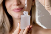 Sai lầm khi sử dụng serum khiến da ngày càng "xuống cấp", lão hóa nhanh