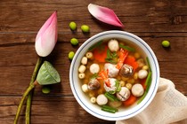 Các món canh bổ dưỡng giúp cân bằng nội tiết tố nữ
