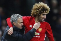 Fellaini ký mới 2 năm MU, Man City muốn có Reus