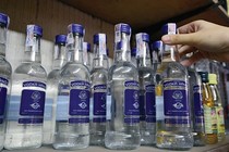 Halico - chủ của Vodka Hà Nội báo lỗ 5 năm, 'khó sống' với Nghị định 100