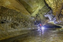 Tơ đá, nhũ đá hàng nghìn năm trong hang "Sơn Đoòng của Ba Bể"