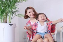 Bà mẹ trẻ Hàn Quốc có sở thích chụp ảnh “dìm hàng” con gái