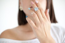 Xét nghiệm máu, cô gái sững sờ phát hiện mình là "quái vật thần thoại" 