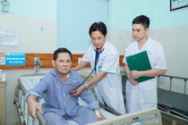 Những giây phút “nghẹt thở” cứu sống bệnh nhân choáng ngất 