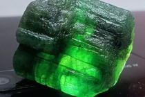 15 loại đá quý tự nhiên đẹp mê hồn khiến con người không thể rời mắt 