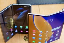 Vì sao Huawei lần đầu đánh bại Samsung về smartphone màn hình gập