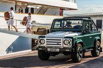 'Say đắm' với Land Rover Defender giá chỉ hơn 7 tỷ đồng 