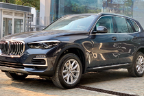 BMW X5 cần số pha lê hơn 4 tỷ tại Việt Nam