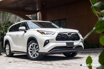 Xem Toyota Highlander Limited 2020 giá hơn 4 tỷ đồng