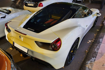 Ngắm Ferrari 488 GTB và Porsche 911 chục tỷ khoe dáng ở Sài Gòn