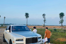 Ngắm Rolls-Royce Cullinan hơn 40 tỷ của CEO cầm đồ lớn nhất Việt Nam