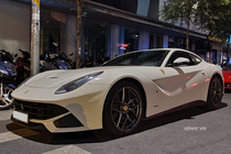 Cận cảnh siêu xe Ferrari F12 Berlinetta hơn 20 tỷ 