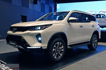 Toyota Fortuner Leader 2023 từ 888 triệu đồng tại Thái Lan, sắp về VN