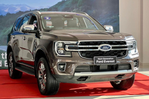 Ford Everest 2023 vẫn khan hàng tại Việt Nam, giá chưa giảm