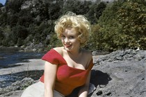 Marilyn Monroe giữ giùm sắc đẹp quyến rũ như nào? 